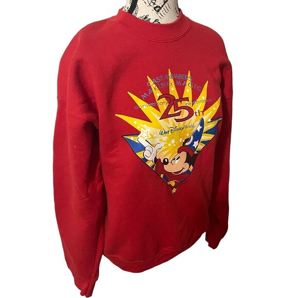 Vintage Walt Disney World Cast Members Making Magic 25th Anniversary Red Large - Picture 9 of 16